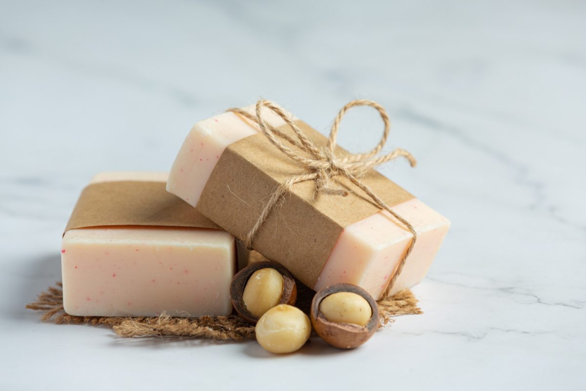 Le savon de macadamia pour les soins de la peau profite d'un emballage eco responsable